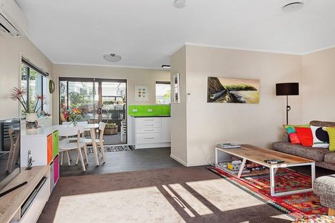 Photo of property in 2c Cashmere Avenue, Khandallah, Wellington, 6035