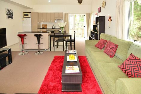 Photo of property in 98b Verran Road, Birkdale, Auckland, 0626