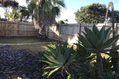 Photo of property in 116 Burswood Drive, Burswood, Auckland, 2013