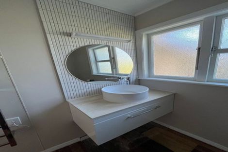 Photo of property in 13 Saint Annes Street, Levin, 5510