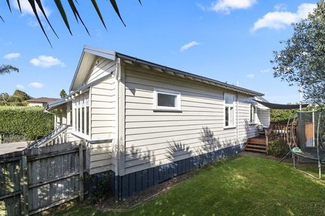 Photo of property in 49c Martyn Street, Waiuku, 2123