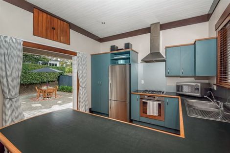 Photo of property in 2/10 Birkley Road, Bayswater, Auckland, 0622