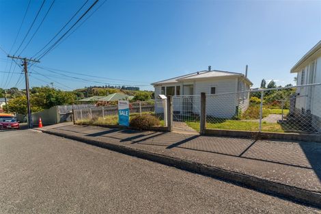 Photo of property in 13 Solway Street, Holmes Hill, Oamaru, 9401