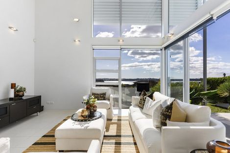 Photo of property in 11 Icarus Place, Half Moon Bay, Auckland, 2012