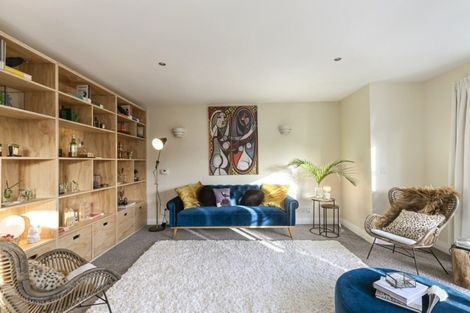 Photo of property in 92 Owen Street, Newtown, Wellington, 6021