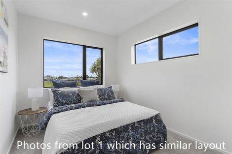 Photo of property in 10b Ballial Place, West Harbour, Auckland, 0618