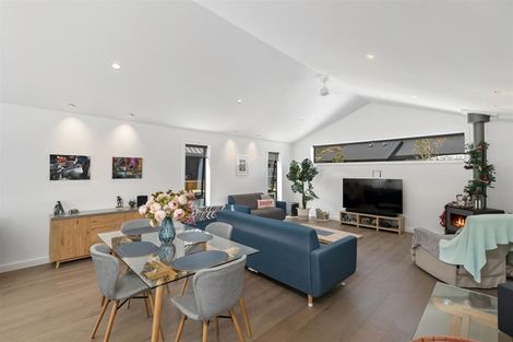 Photo of property in 20 Howden Drive, Jacks Point, 9371