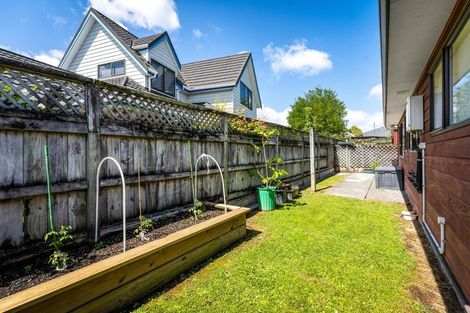 Photo of property in 1/24 Comeskey Grove, Elderslea, Upper Hutt, 5018