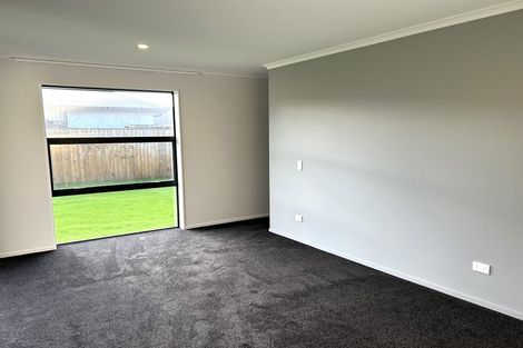 Photo of property in 4 Crosado Place, Rolleston, 7614
