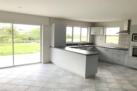 Photo of property in 327 Pine Valley Road, Dairy Flat, Silverdale, 0992