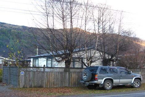 Photo of property in 43 Centennial Avenue, Arrowtown, 9302