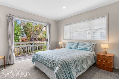 Photo of property in 1 Rigby Street, Whakapirau, 0583