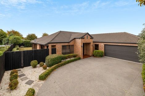 Photo of property in 14 Amoka Crescent, Parklands, Christchurch, 8083