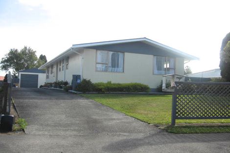 Photo of property in 5 Cypress Place, Aramoho, Whanganui, 4500