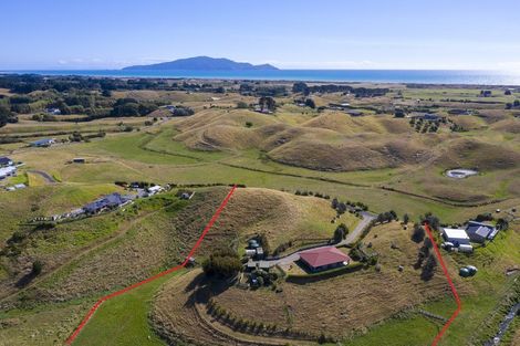 Photo of property in 41 Paul Faith Lane, Te Horo, Otaki, 5581