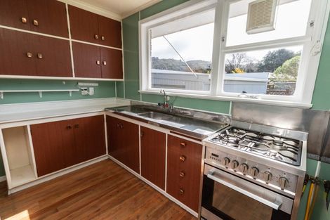 Photo of property in 18a Percy Cameron Street, Avalon, Lower Hutt, 5011