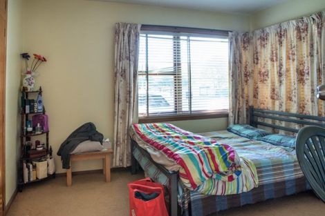 Photo of property in 37 Curletts Road, Sockburn, Christchurch, 8042