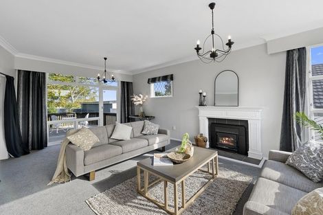 Photo of property in 35 Chester Street, Levin, 5510