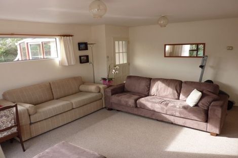 Photo of property in 28a Farm Road, Northland, Wellington, 6012