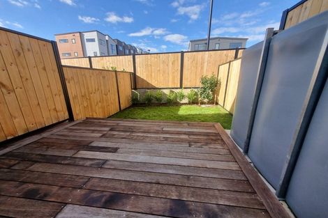 Photo of property in 44 Raupeti Lane, Henderson, Auckland, 0612