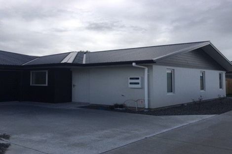 Photo of property in 2/10 Bankwood Road, Chartwell, Hamilton, 3210