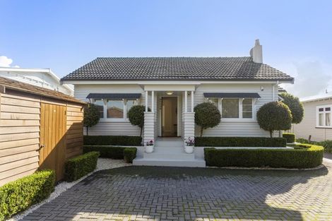 Photo of property in 1/227 Meola Road, Point Chevalier, Auckland, 1022