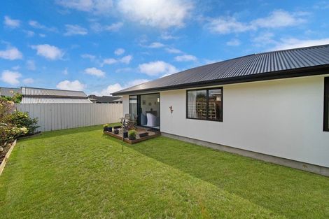 Photo of property in 274a Travis Road, New Brighton, Christchurch, 8083