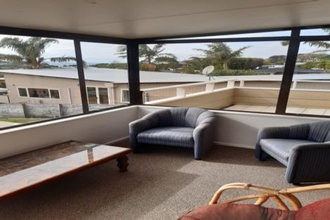 Photo of property in 784 Whangaparaoa Road, Manly, Whangaparaoa, 0930