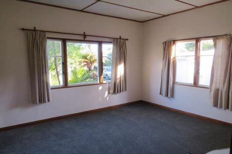 Photo of property in 6 Raniera Street, Glen Avon, New Plymouth, 4312