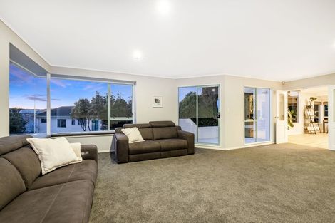 Photo of property in 10 Portage Place, Whitby, Porirua, 5024