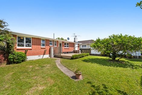 Photo of property in 28 Henry Street, Ebdentown, Upper Hutt, 5018
