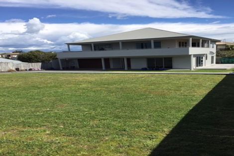 Photo of property in 106b Karewa Parade, Papamoa Beach, Papamoa, 3118