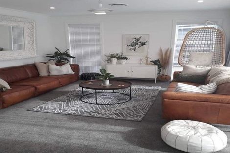 Photo of property in 39 Watkins Drive, Rangiora, 7400