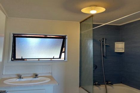 Photo of property in 13 Arataki Street, Waitarere Beach, Levin, 5510