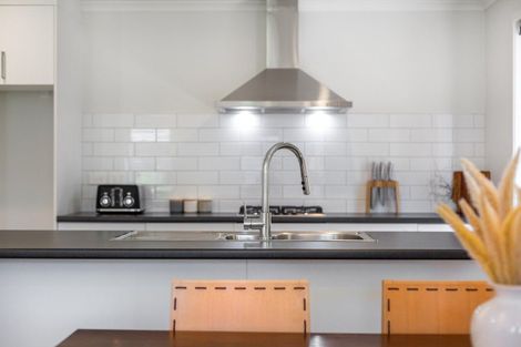 Photo of property in 6 Martingale Drive, Whitby, Porirua, 5024