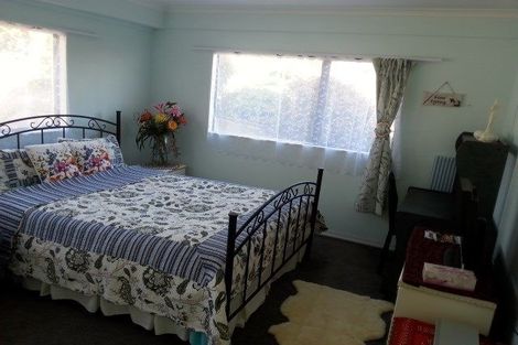 Photo of property in 8 Oakland Way, Welcome Bay, Tauranga, 3112