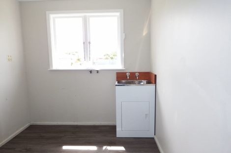 Photo of property in 13 Potaka Street, Marton, 4710