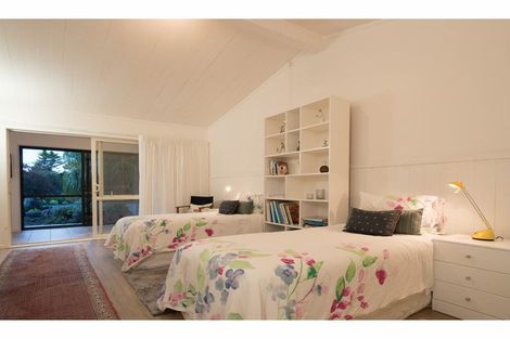 Photo of property in 2 Doves Bay Road, Kerikeri, 0294