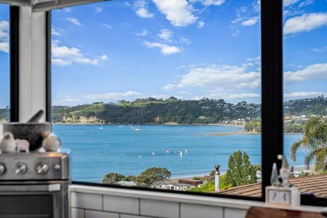 Photo of property in 57 Stanmore Bay Road, Stanmore Bay, Whangaparaoa, 0932