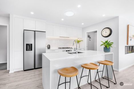 Photo of property in 24 Castletown Street, Wallaceville, Upper Hutt, 5018