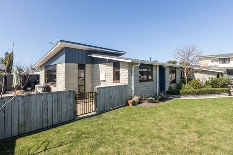 Photo of property in 1 Spriggs Crescent, Greenmeadows, Napier, 4112