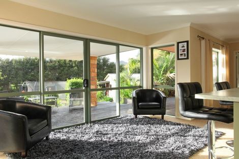 Photo of property in 18 Kauri Lane, Huntly, 3771