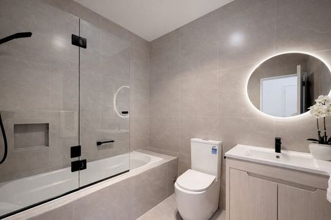 Photo of property in 6 Taukahiwi Road, Pukekohe, 2120