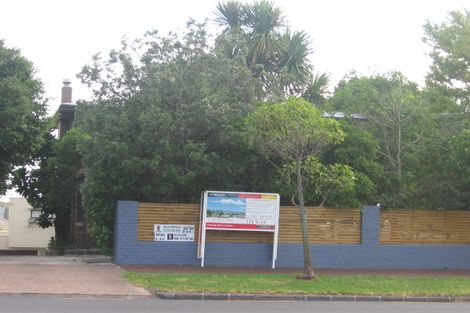 Photo of property in 220 Kohimarama Road, Kohimarama, Auckland, 1071