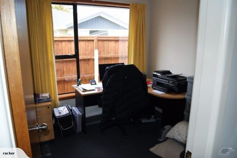Photo of property in 15 Talltree Avenue, Avonhead, Christchurch, 8042