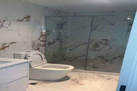 Photo of property in 83b Hutchinsons Road, Bucklands Beach, Auckland, 2014