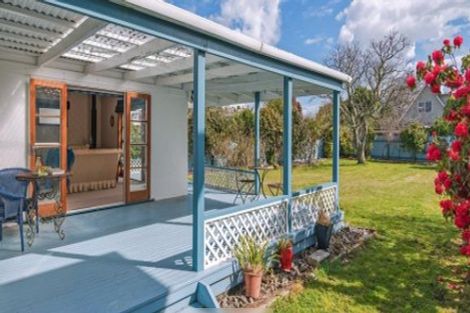 Photo of property in 10 Jensen Street, Hokowhitu, Palmerston North, 4410