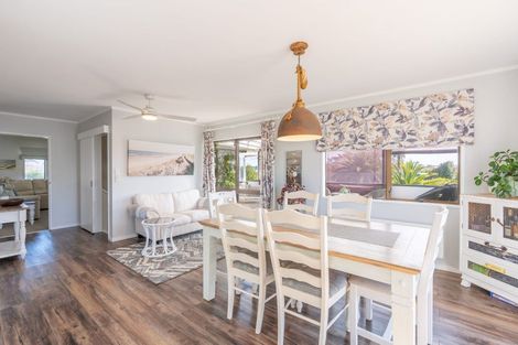 Photo of property in 308b Pukehina Parade, Pukehina, Te Puke, 3189