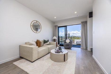 Photo of property in 8/805 Riddell Road, Saint Heliers, Auckland, 1071