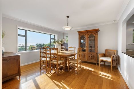 Photo of property in 8 The Rise, Mount Pleasant, Christchurch, 8081